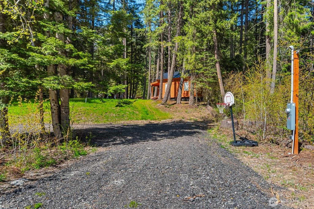 Photo of 18120 Sunland Drive, Lake Wenatchee, WA 98826 (MLS # 2510996)