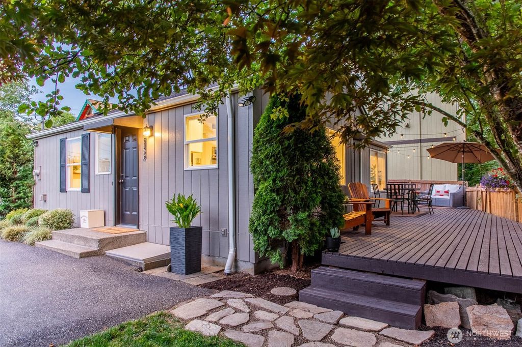 Photo of 7169 18th Avenue SW, Seattle, WA 98106 (MLS # 2486336)