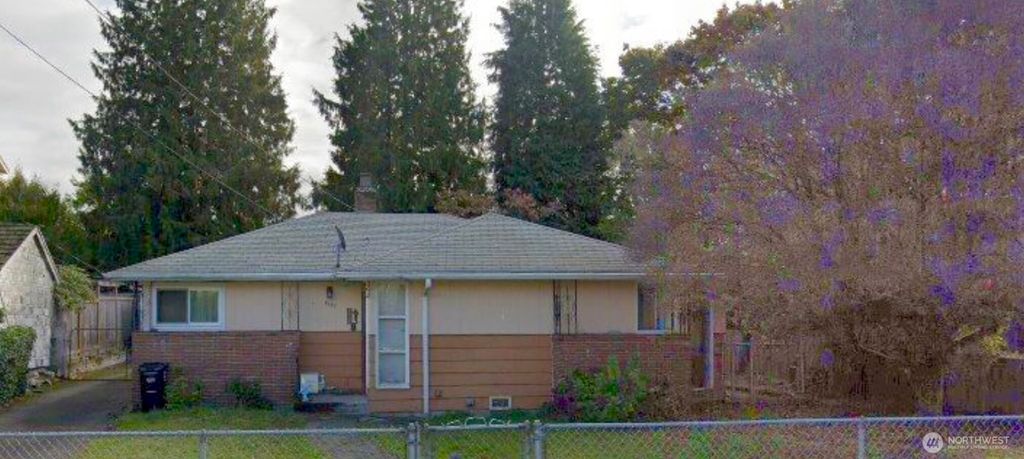 Photo of 7060 Cleopatra, Seattle, WA 98107 (MLS # 2415610)