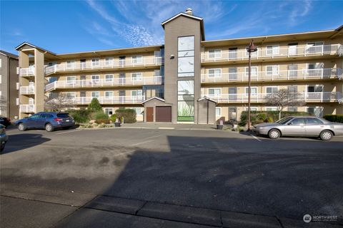 262 Oyhut Bay Boulevard SW 401 Ocean Shores WA 98569