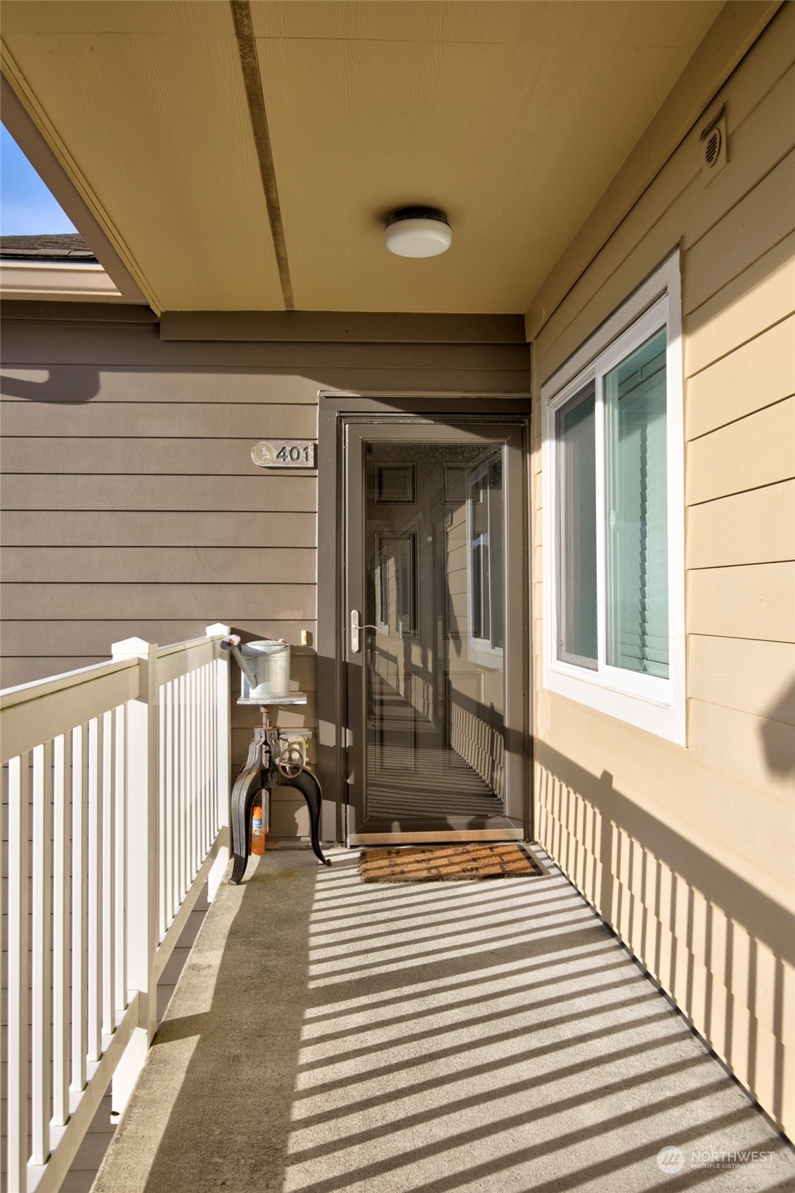 262 Oyhut Bay Boulevard SW 401