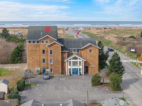 205 W Bolstad Avenue 304 Long Beach WA 98631