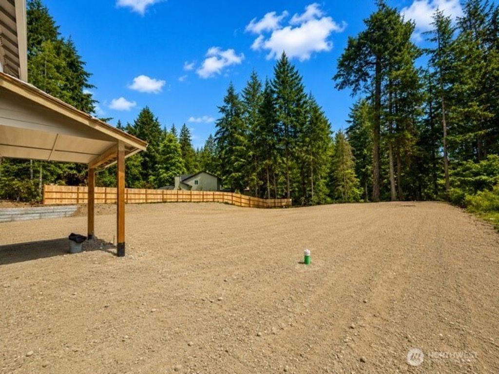 Photo of 4132 Lakeview Avenue NW, Bremerton, WA 98312 (MLS # 2527953)