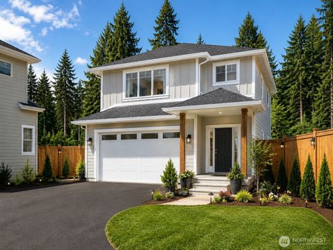Photo of 4132 Lakeview Avenue NW, Bremerton, WA 98312 (MLS # 2527953)