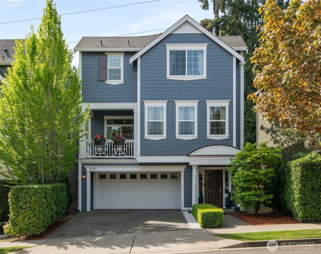 Photo of 17727 NE 113th Way, Redmond, WA 98052 (MLS # 2517943)