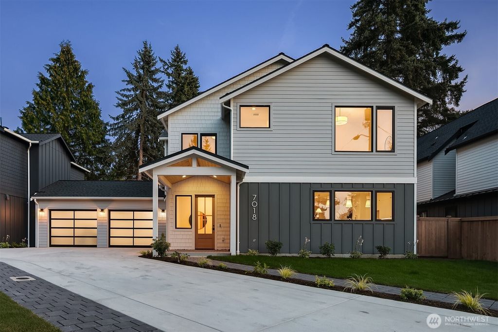 Photo of 7018 127th Avenue NE, Kirkland, WA 98033 (MLS # 2454576)