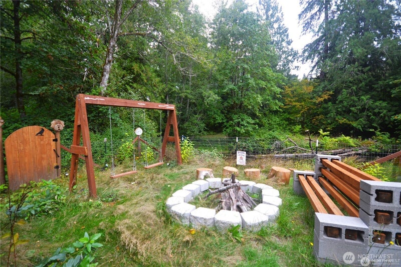 311 E Sherwood Creek Road