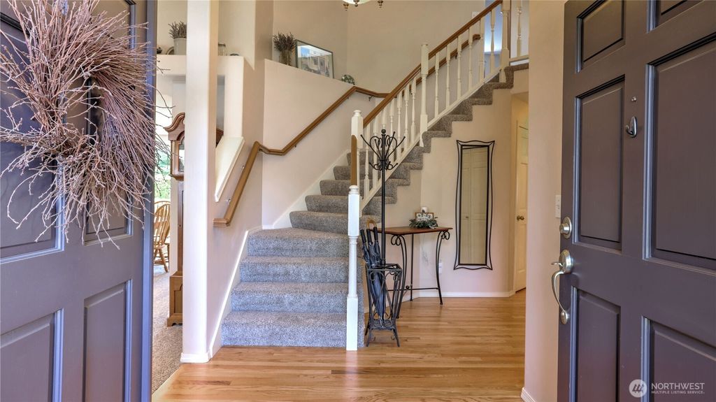 Photo of 5113 NE 17th Street, Renton, WA 98059 (MLS # 2362774)