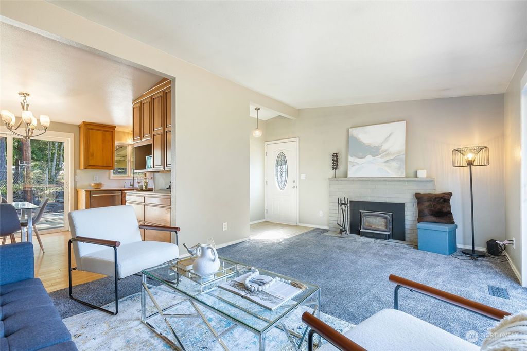 Photo of 18308 SE 145th Street SE, Renton, WA 98059 (MLS # 2242795)