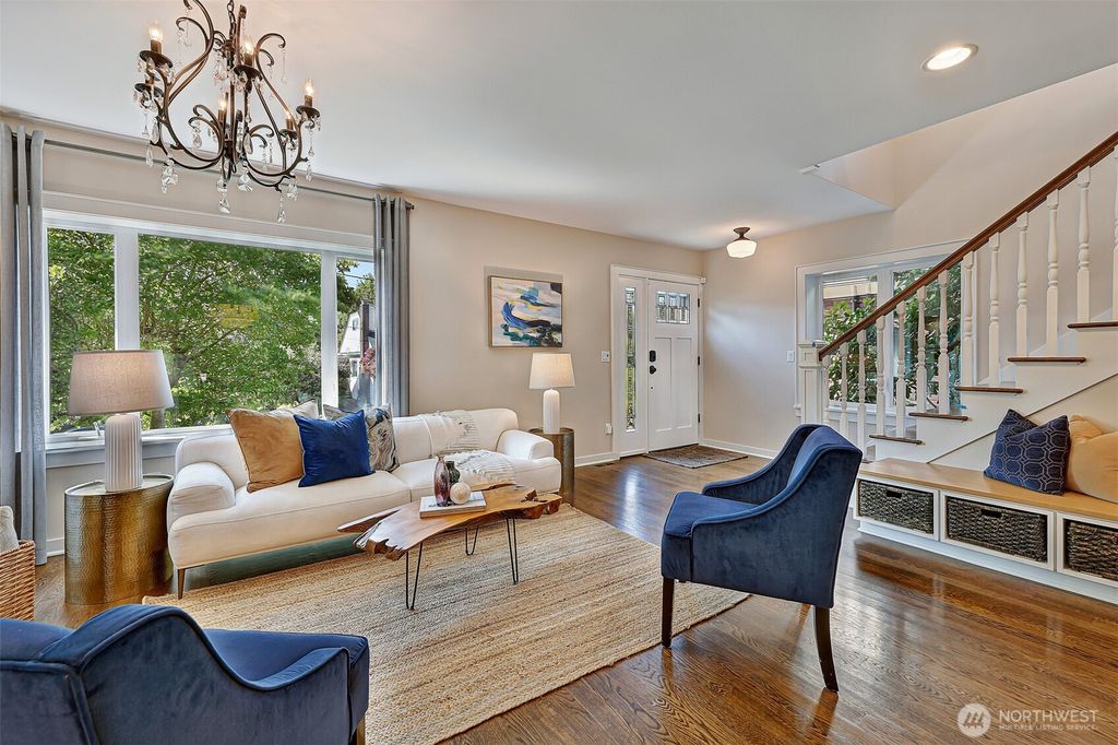 Photo of 1610 3rd Avenue N, Seattle, WA 98109 (MLS # 2432758)