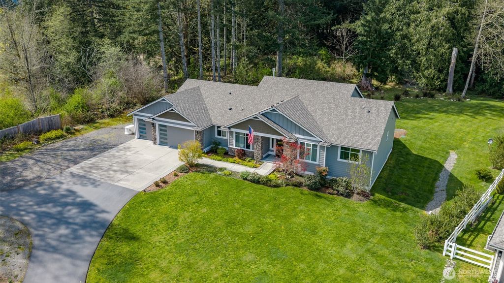 Photo of 18727 55th Street SE, Snohomish, WA 98290 (MLS # 2511321)