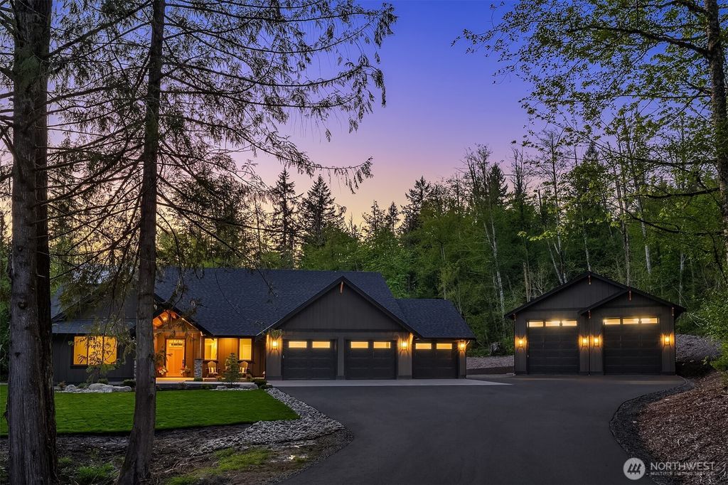 Photo of 13210 276th Way NE, Duvall, WA 98019 (MLS # 2521969)