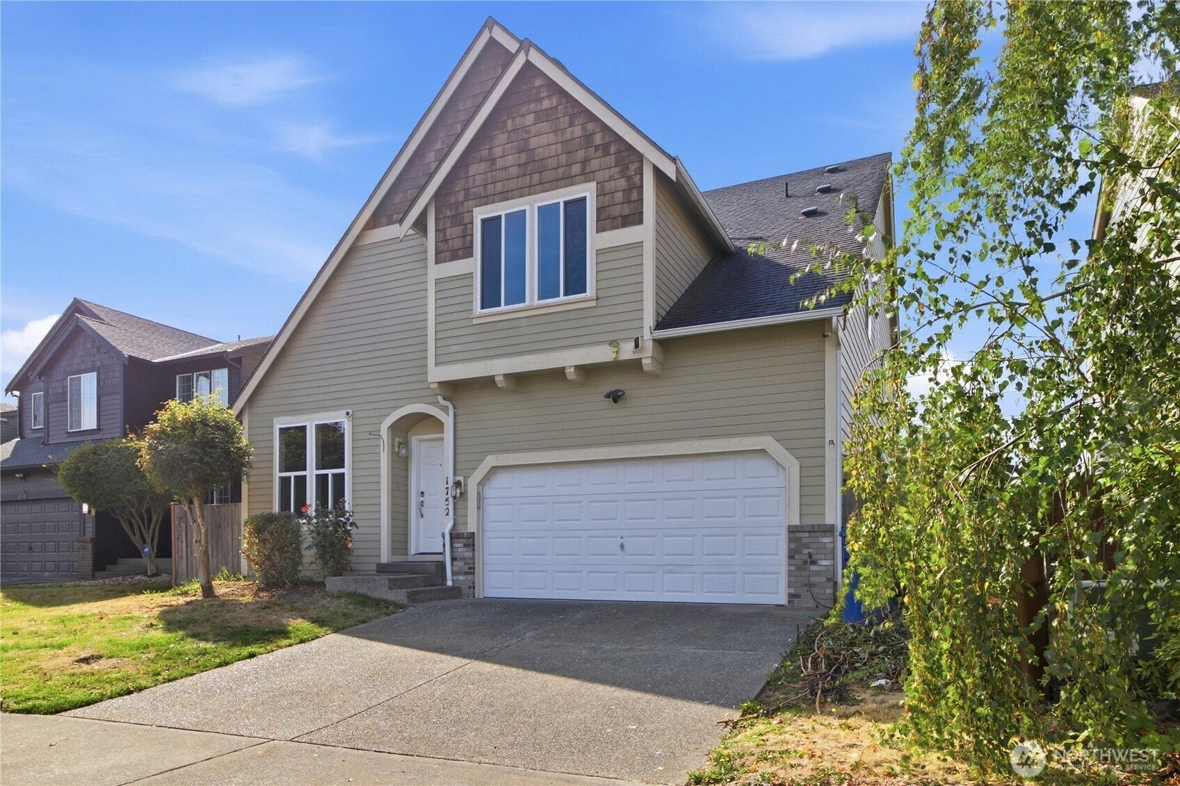 1752 S Prospect Lane