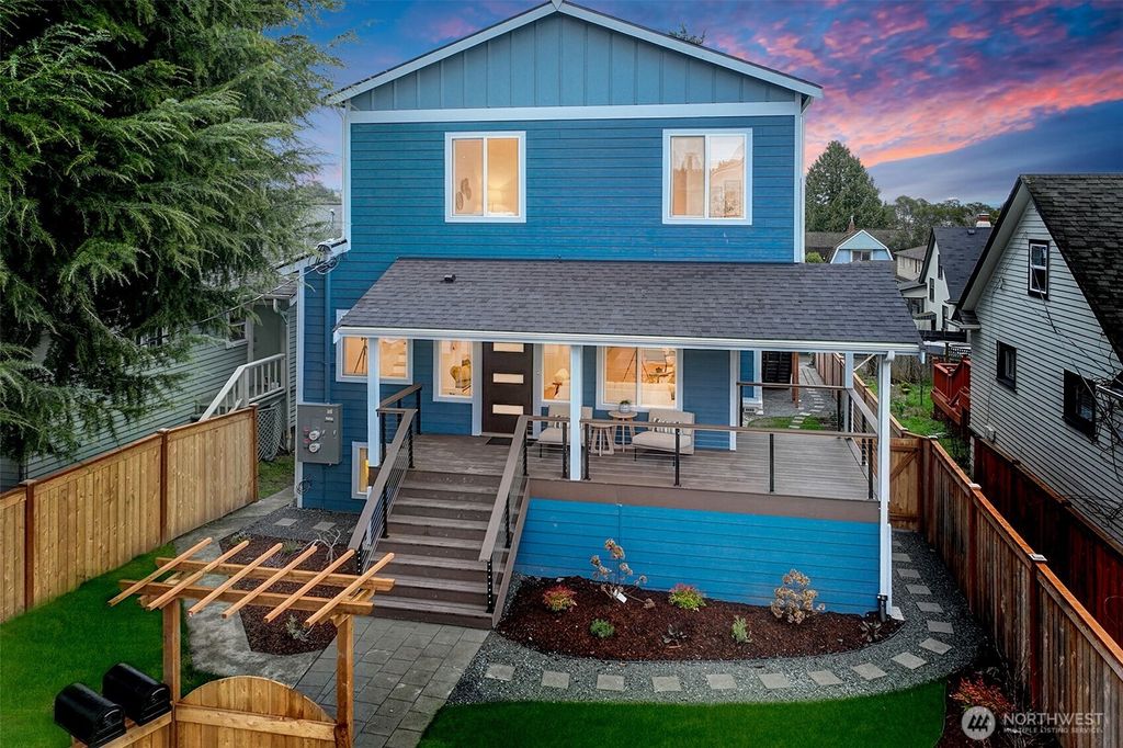 Photo of 7008 Linden Avenue N, Seattle, WA 98103 (MLS # 2510553)