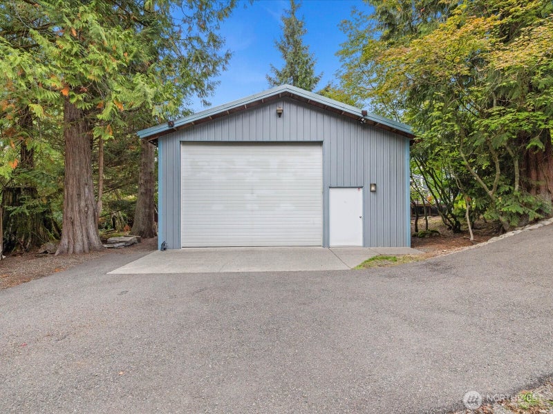 19104 Waverly Drive