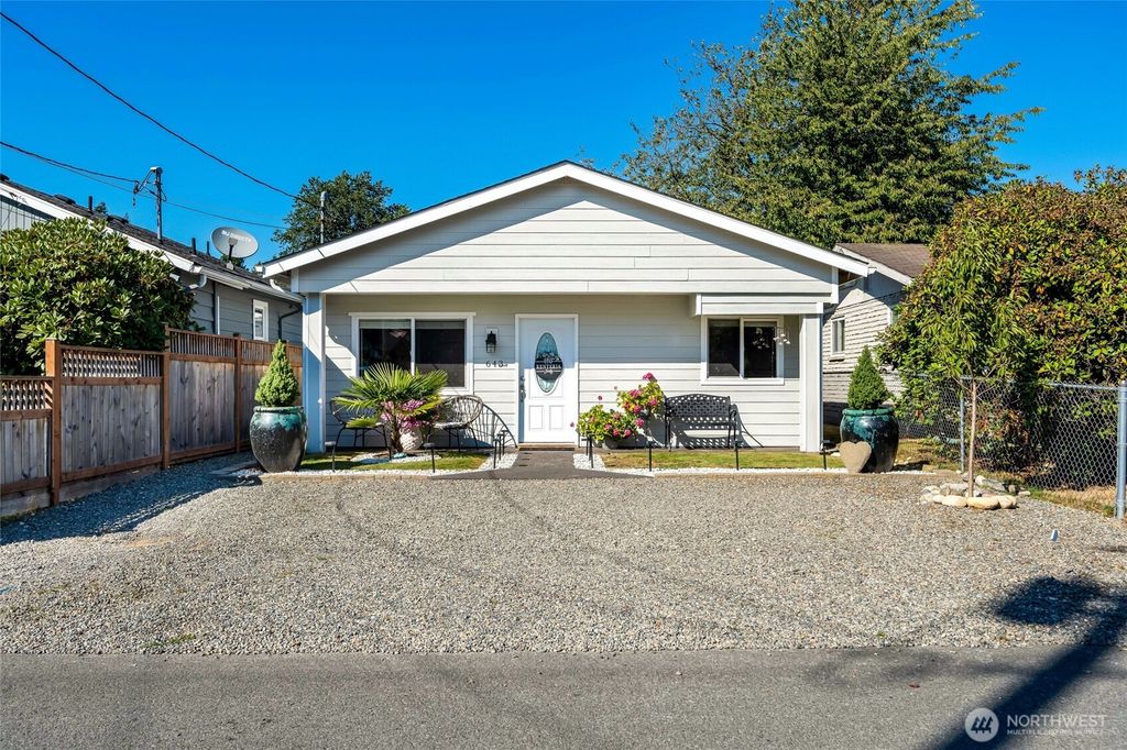Photo of 643 Monroe Street, Monroe, WA 98272 (MLS # 2434293)