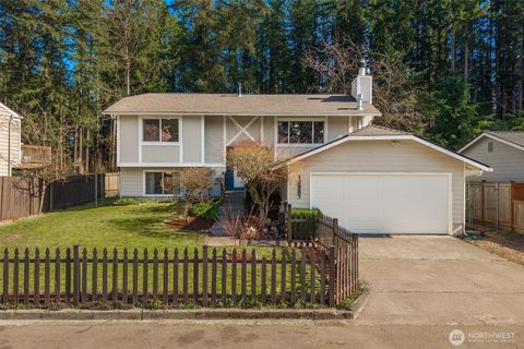 Photo of 18907 SE 265th Street, Covington, WA 98042 (MLS # 2500462)
