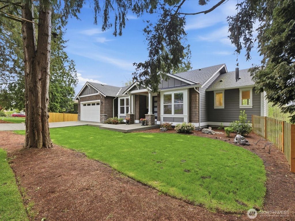 Photo of 12500 Robinhood Lane, Snohomish, WA 98290 (MLS # 2525931)