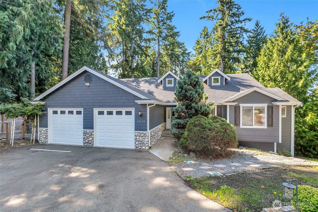 Photo of 13129 SE 312th Street, Auburn, WA 98092 (MLS # 2422784)