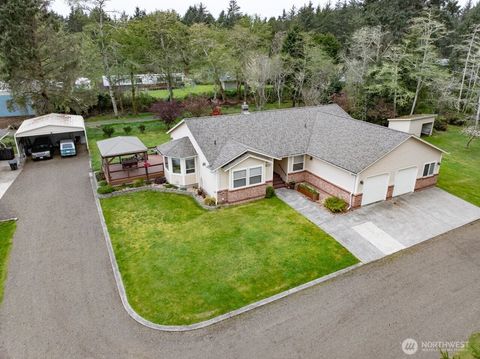 Photo of 2001 Cranberry Road, Long Beach, WA 98631 (MLS # 2508502)