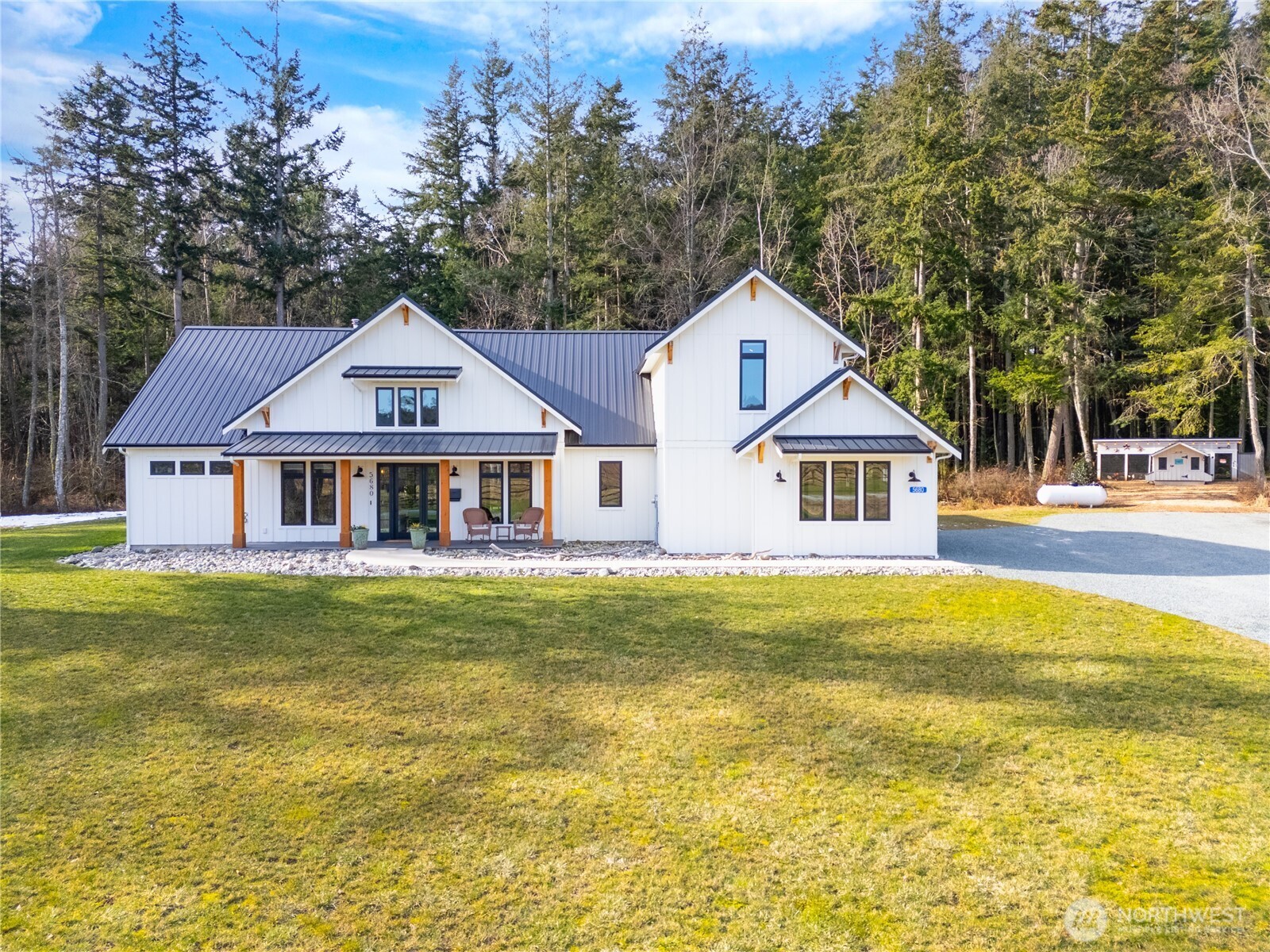 5680 Paradise Lane