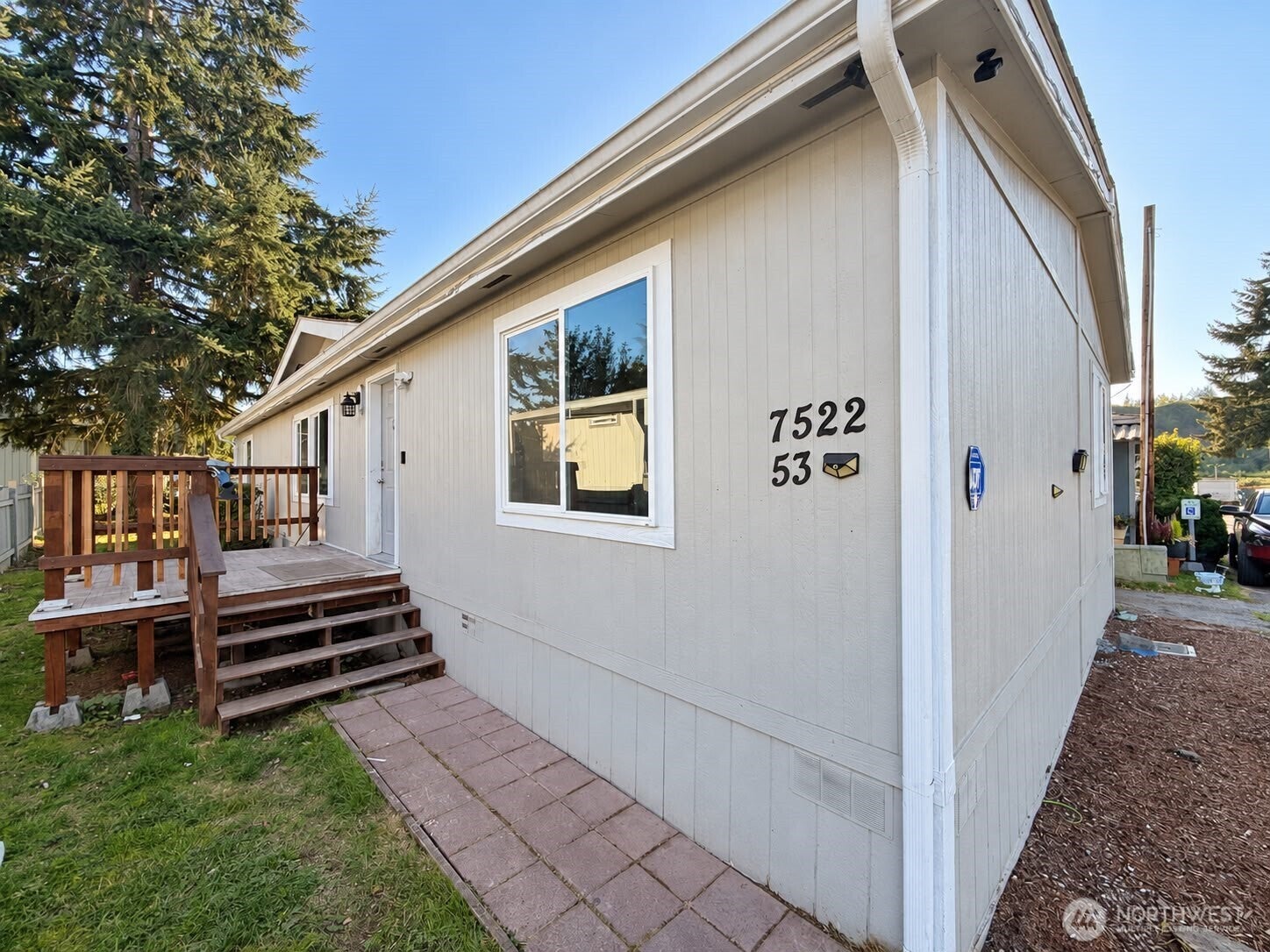7522 157TH Street E 53