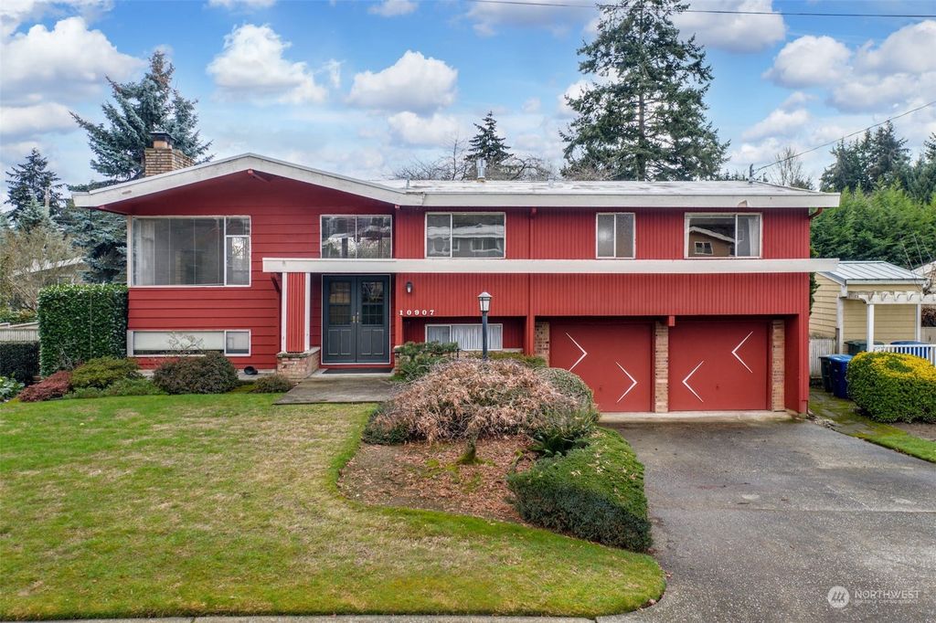 Photo of 10907 SE 3rd Street, Bellevue, WA 98004 (MLS # 2027544)
