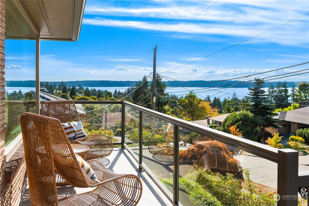 Photo of 8856 42nd Avenue SW, Seattle, WA 98136 (MLS # 2161891)