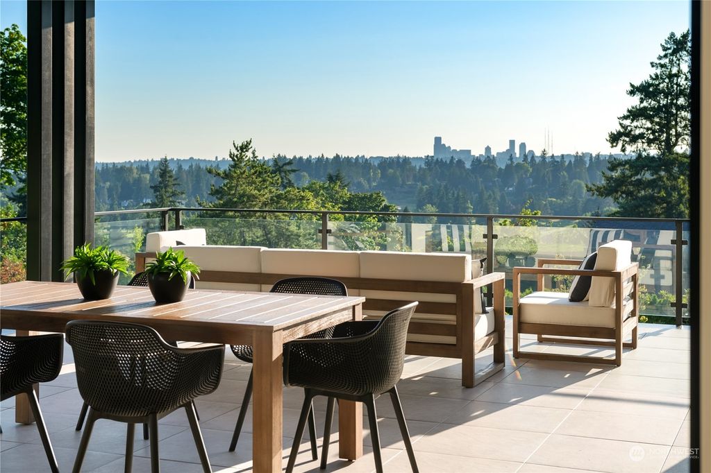 Photo of 8802 NE 20th Street, Clyde Hill, WA 98004 (MLS # 2142657)