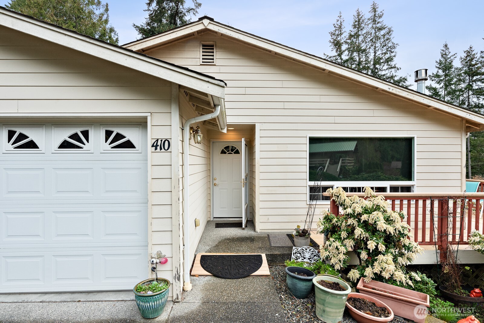 410 Umatilla Place