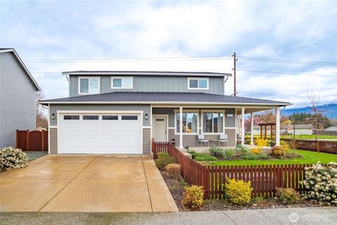 Photo of 103 N Trail Road, Sedro Woolley, WA 98284 (MLS # 2498559)