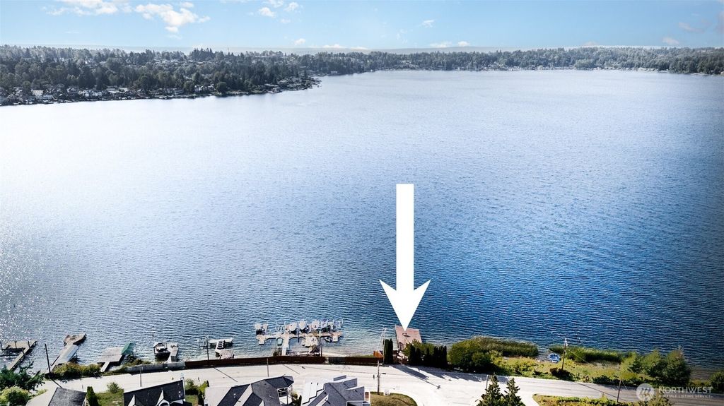 Photo of 11 118th Drive NE, Lake Stevens, WA 98258 (MLS # 2432597)