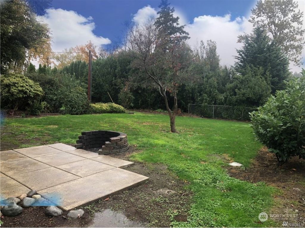 Photo of 8730 206th Street SE #16, Snohomish, WA 98290 (MLS # 2187137)