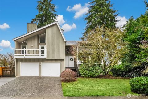 Photo of 15710 SE 46th Way, Bellevue, WA 98006 (MLS # 2465271)