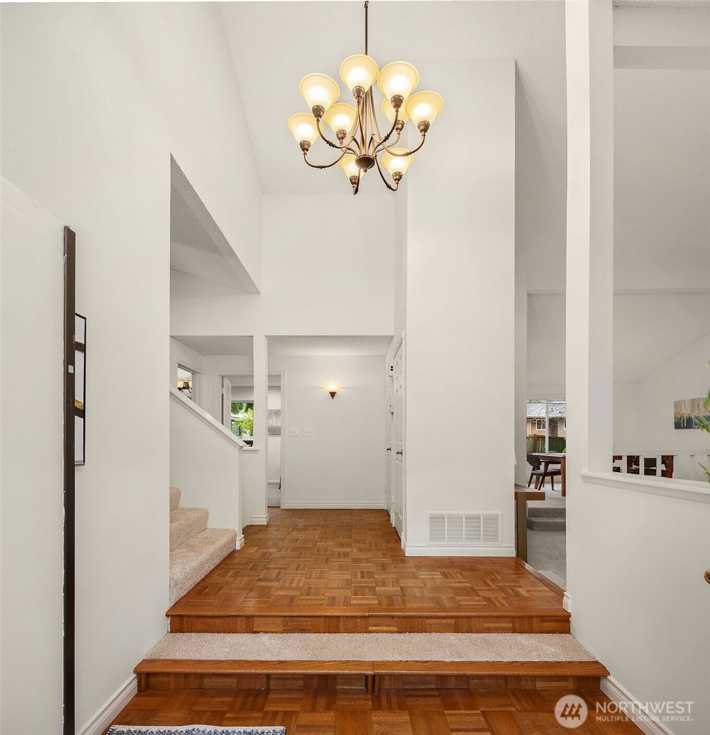 Photo of 15710 SE 46th Way, Bellevue, WA 98006 (MLS # 2465271)