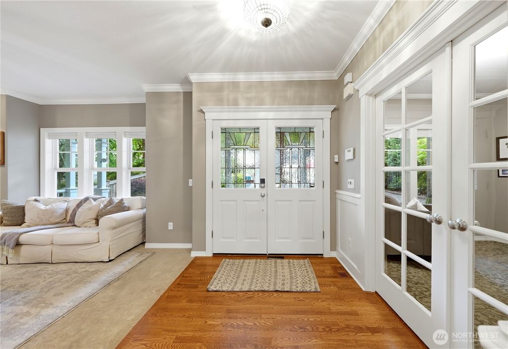 Photo of 12326 24th Avenue NE, Seattle, WA 98125 (MLS # 2519881)