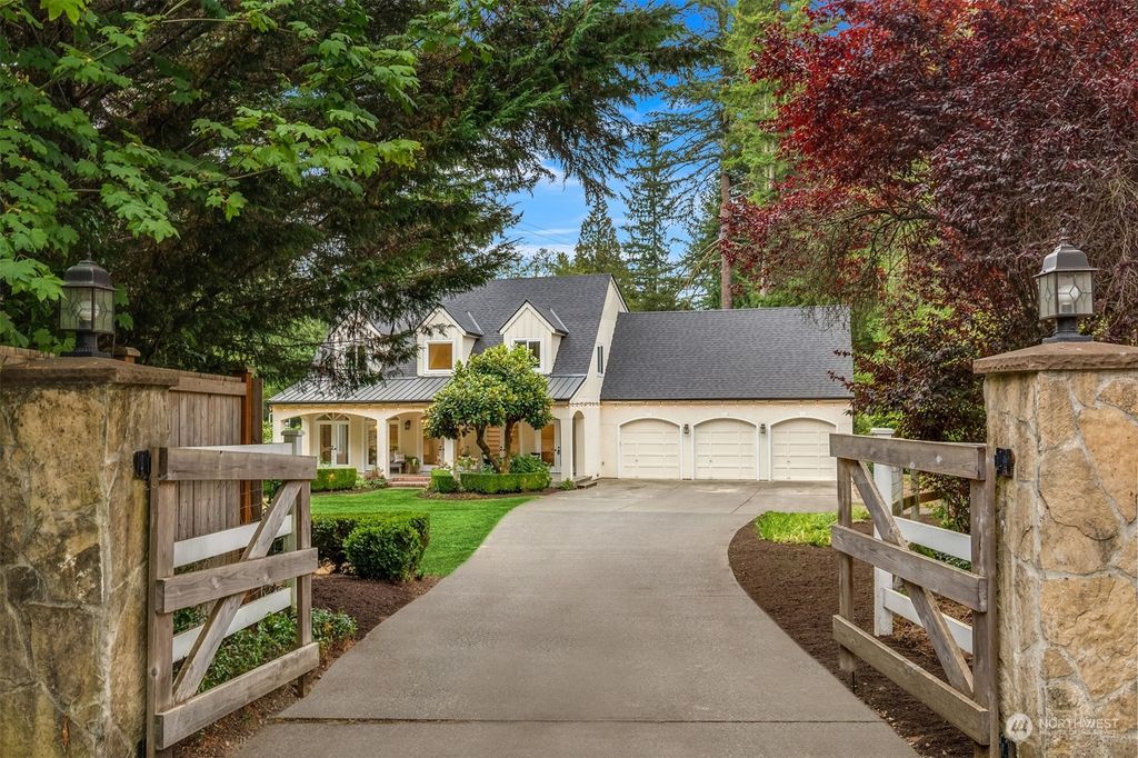 Photo of 19247 NE 144th Place, Woodinville, WA 98077 (MLS # 1995178)