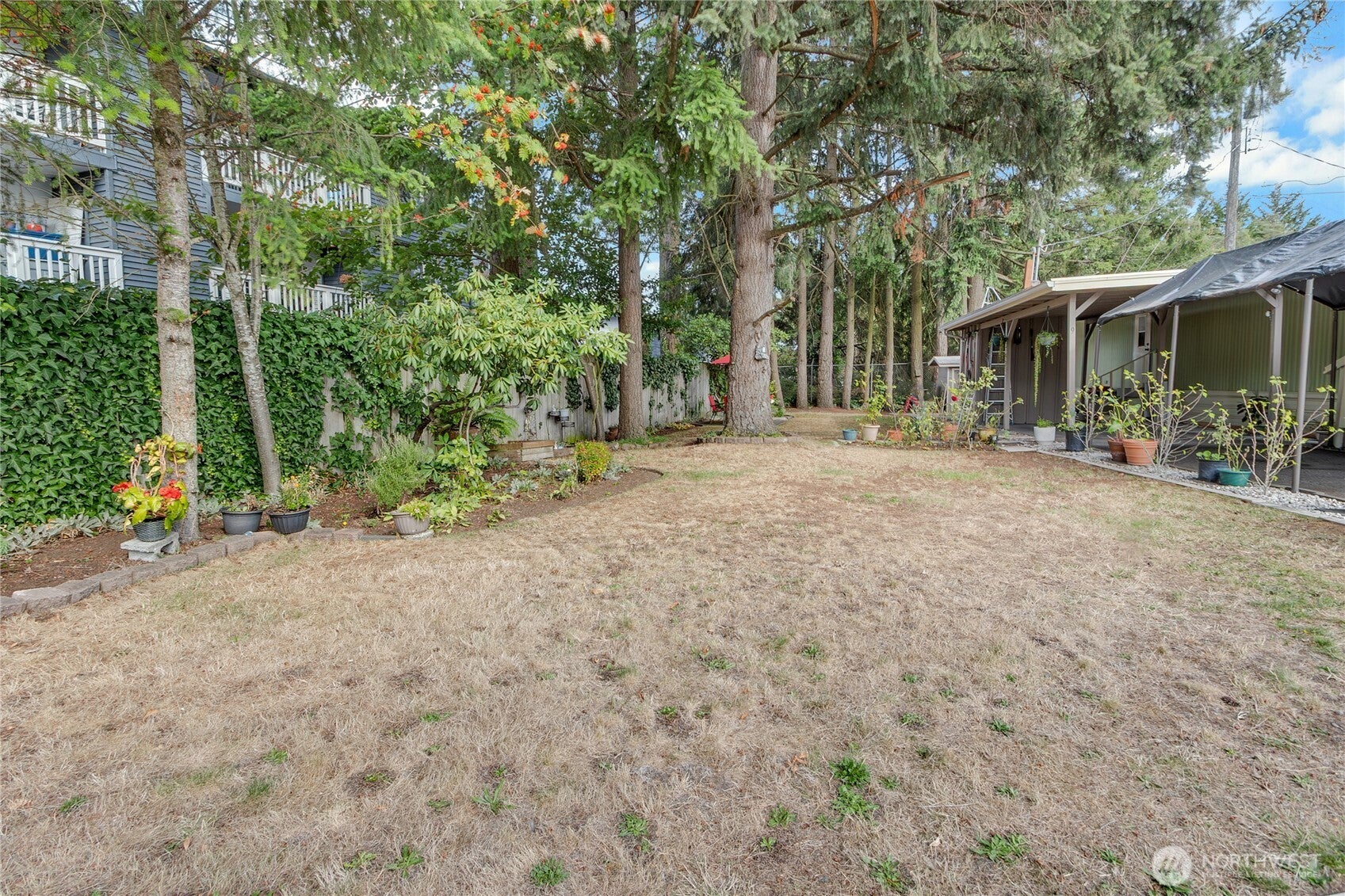 10703 16th Avenue Ct S 9