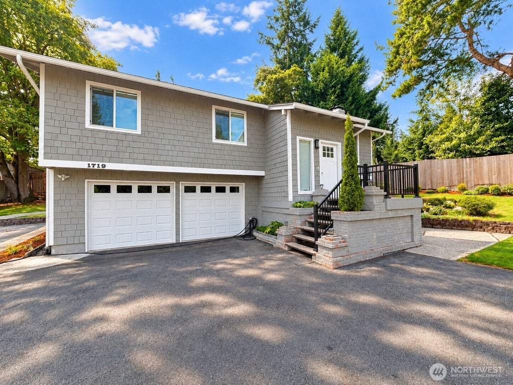 Photo of 1719 N 105th Street, Seattle, WA 98133 (MLS # 2583193)