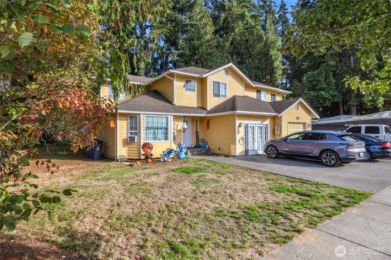 11727 47th Avenue NE A & B