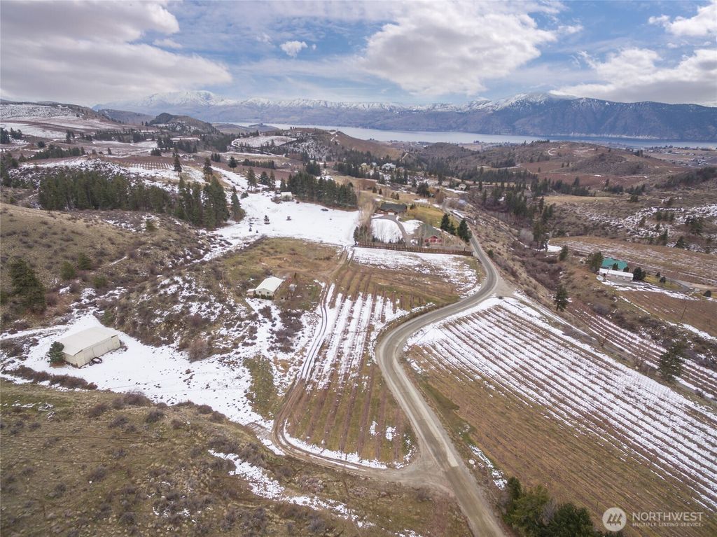 Photo of 57 Raven Lane, Manson, WA 98831 (MLS # 2471622)