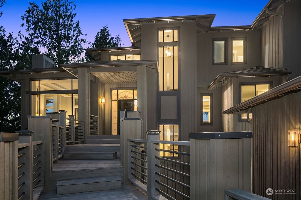 Photo of 20605 NE 15th Street, Sammamish, WA 98074 (MLS # 2057252)