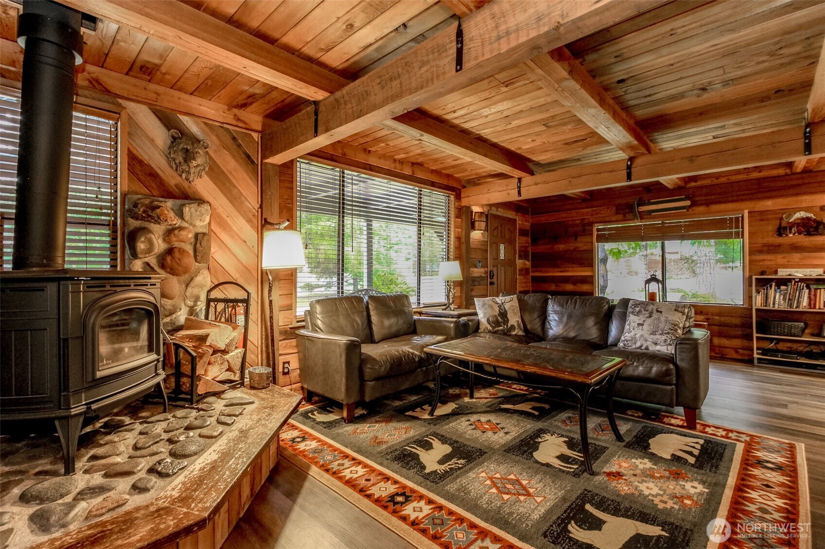 101 Mountain View Dr