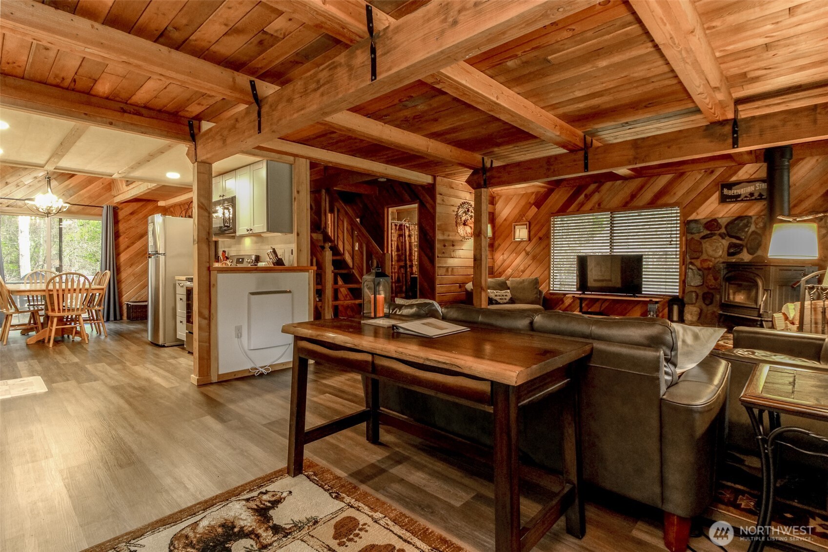 101 Mountain View Dr