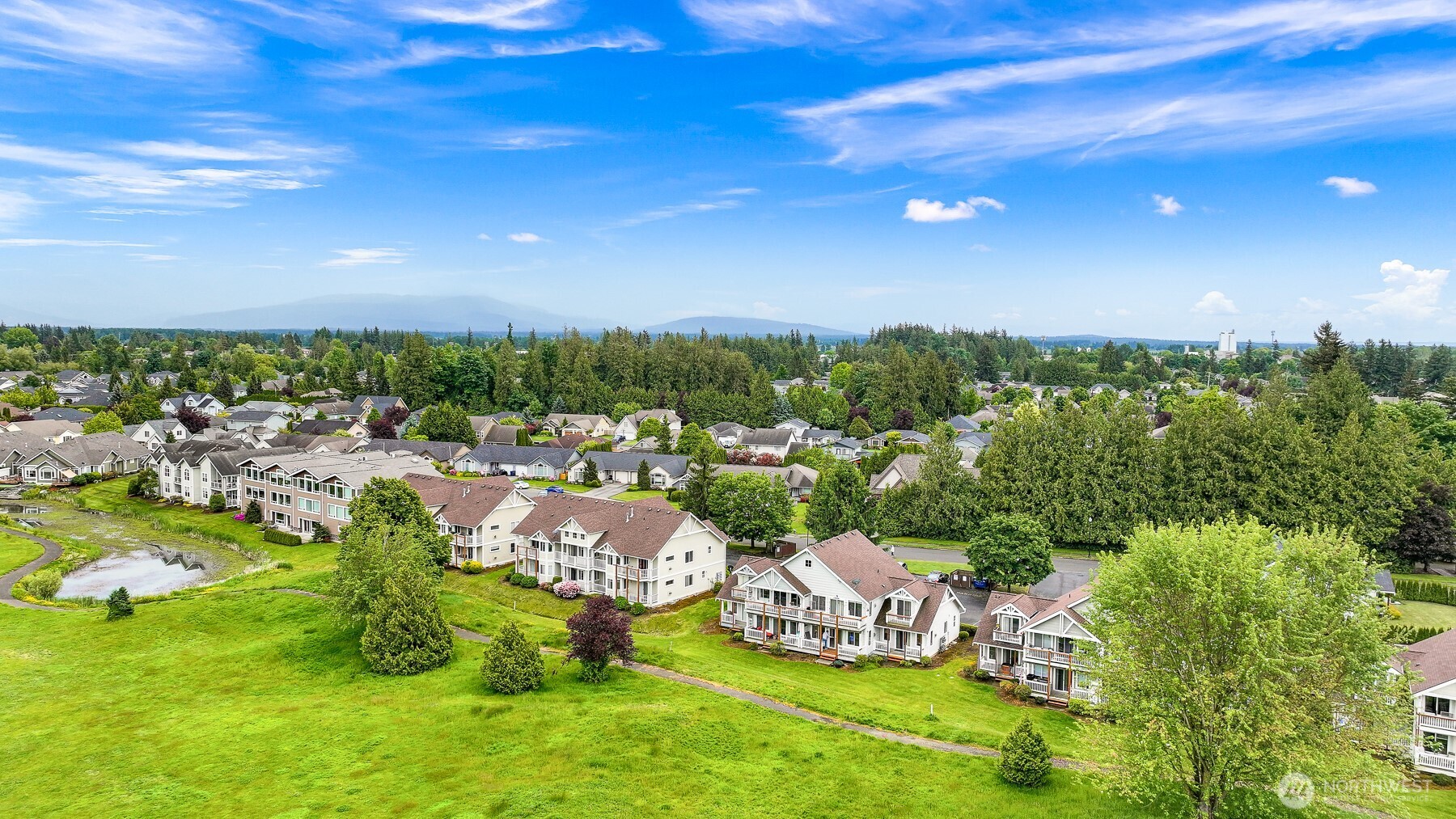 262 W Maberry Drive 102