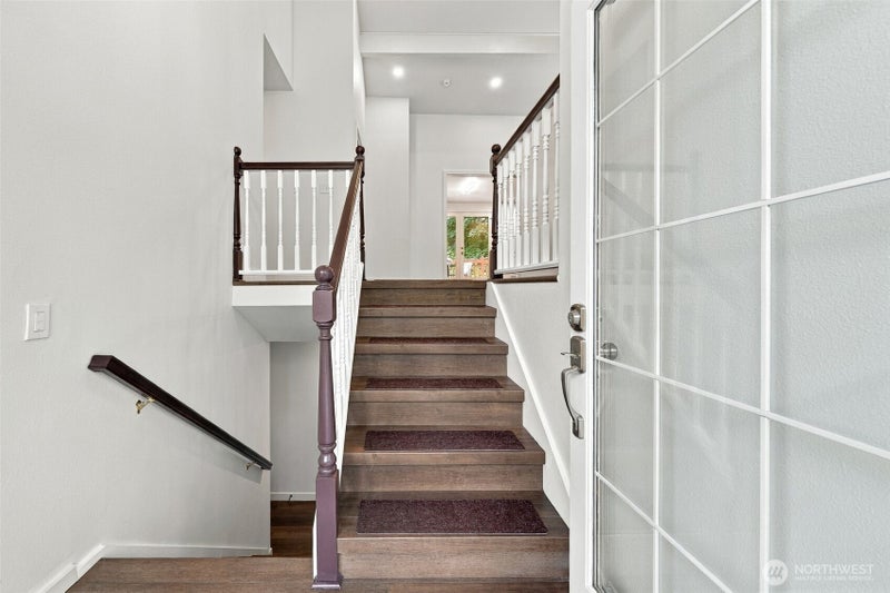 17101 NE 28th Place