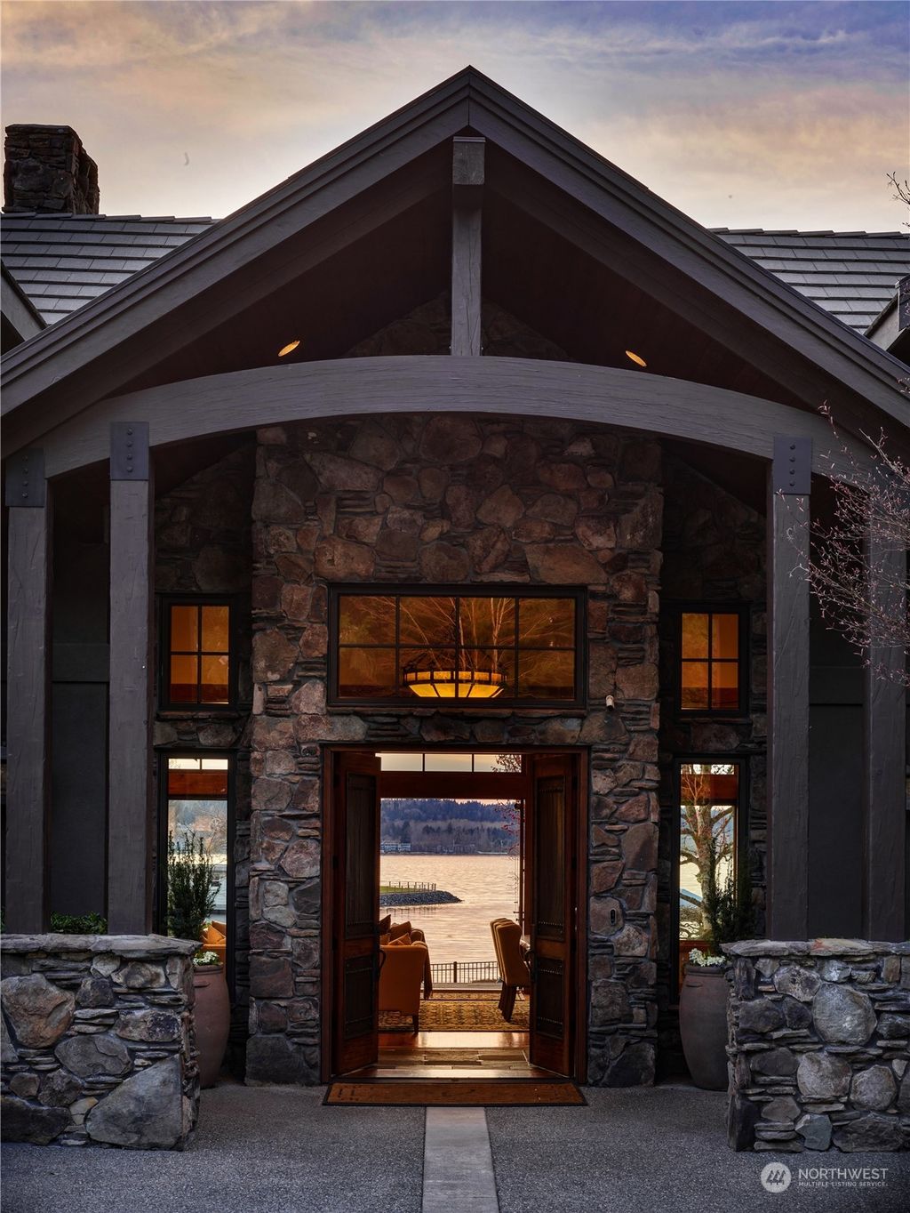 Photo of 3607 E Lake Sammamish Shore Lane NE, Sammamish, WA 98074 (MLS # 2168606)