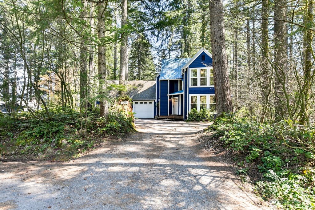 Photo of 16814 429th Avenue SE, North Bend, WA 98045 (MLS # 2357796)