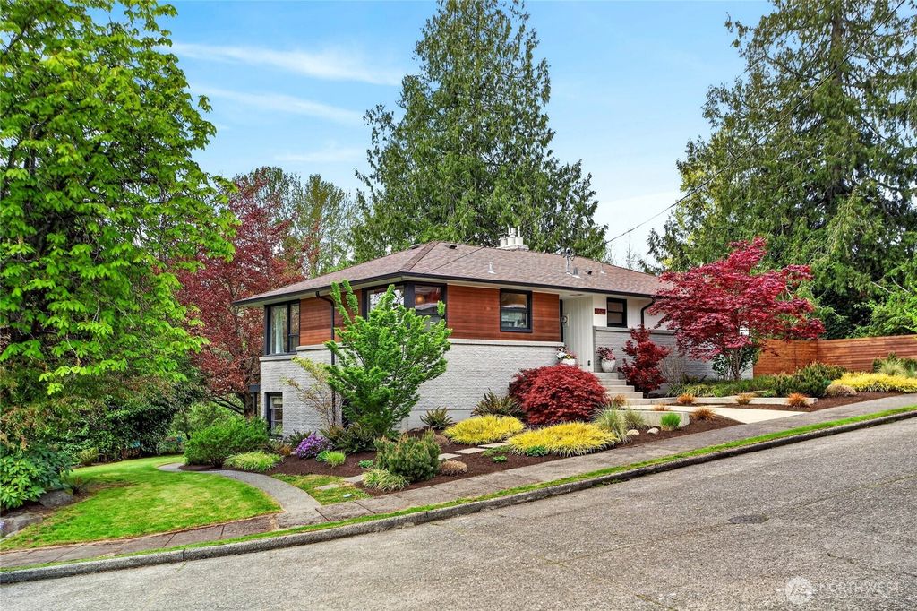 Photo of 8683 Island Drive S, Seattle, WA 98118 (MLS # 2512113)