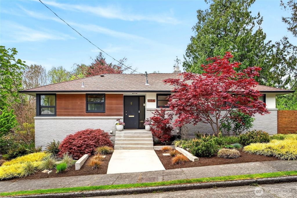 Photo of 8683 Island Drive S, Seattle, WA 98118 (MLS # 2512113)